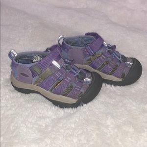 Purple Waterproof Keens Toddler girls Sz 8